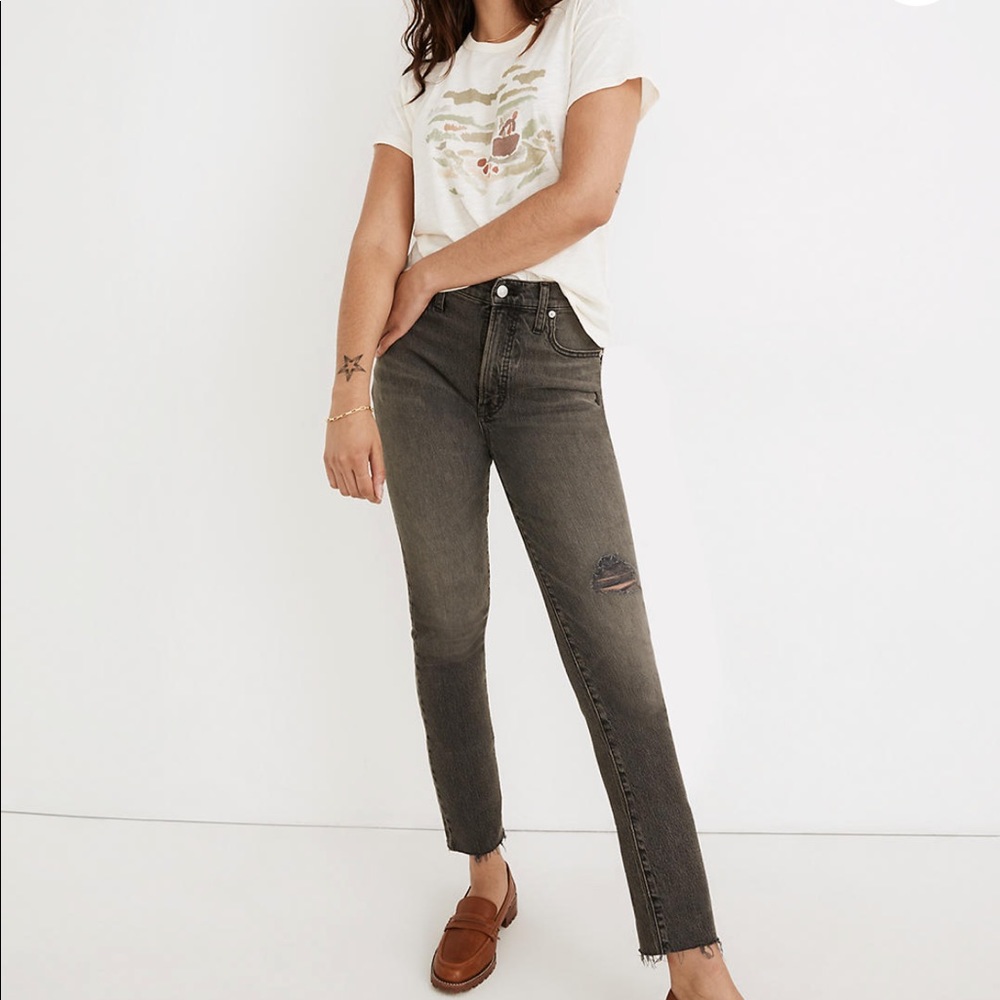 Madewell Perfect Vintage Jean in Cosner Wash: Knee Rip Edition
